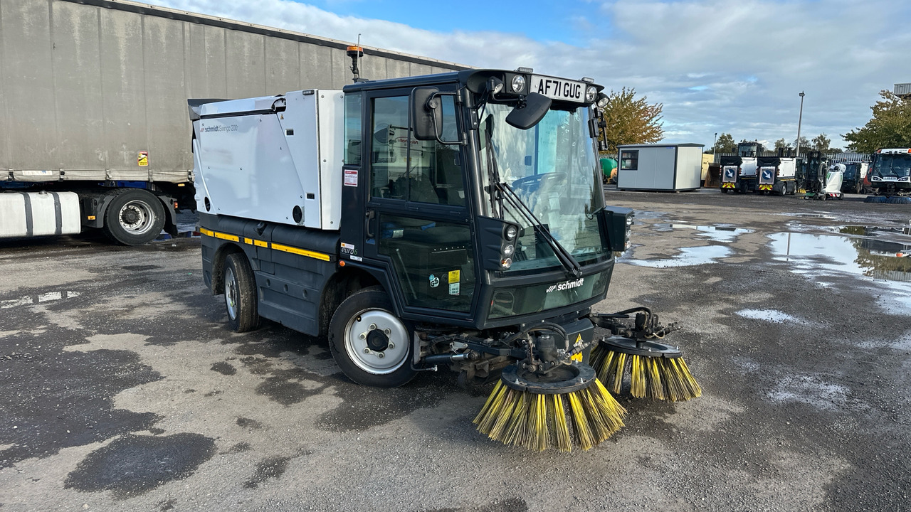 SCHMIDT SWINGO 200 - سياره كنس شوارع: صورة 1 SCHMIDT SWINGO 200 - سياره كنس شوارع: صورة 1