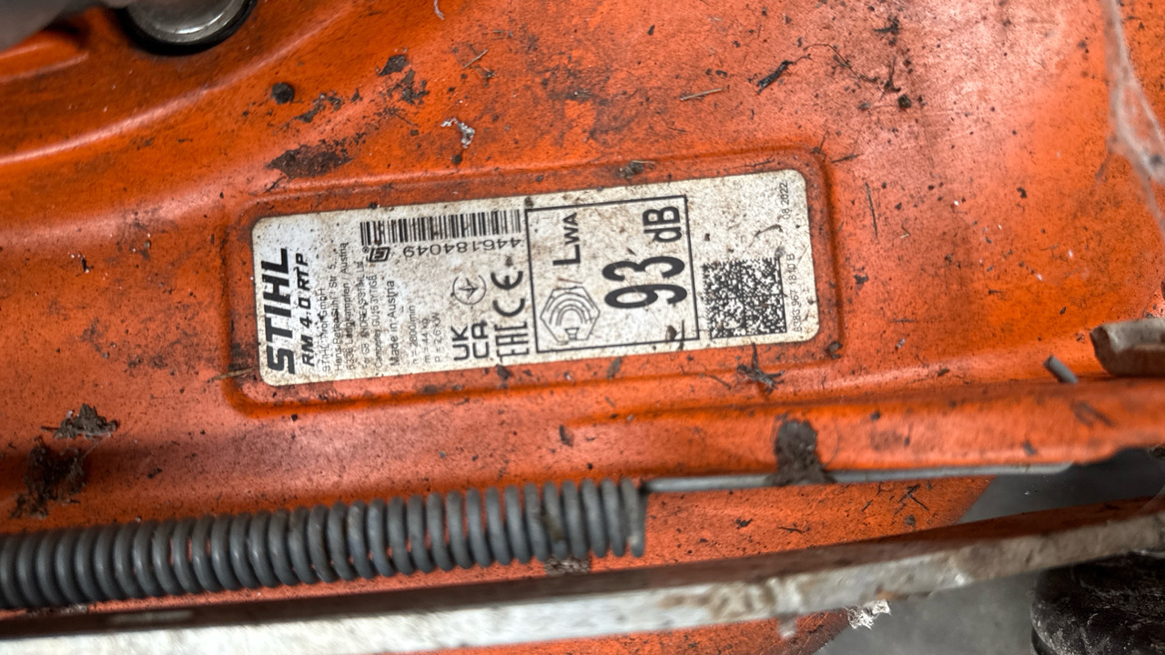 STIHL RM4 RTP - معدات الانشاءات: صورة 5 STIHL RM4 RTP - معدات الانشاءات: صورة 5