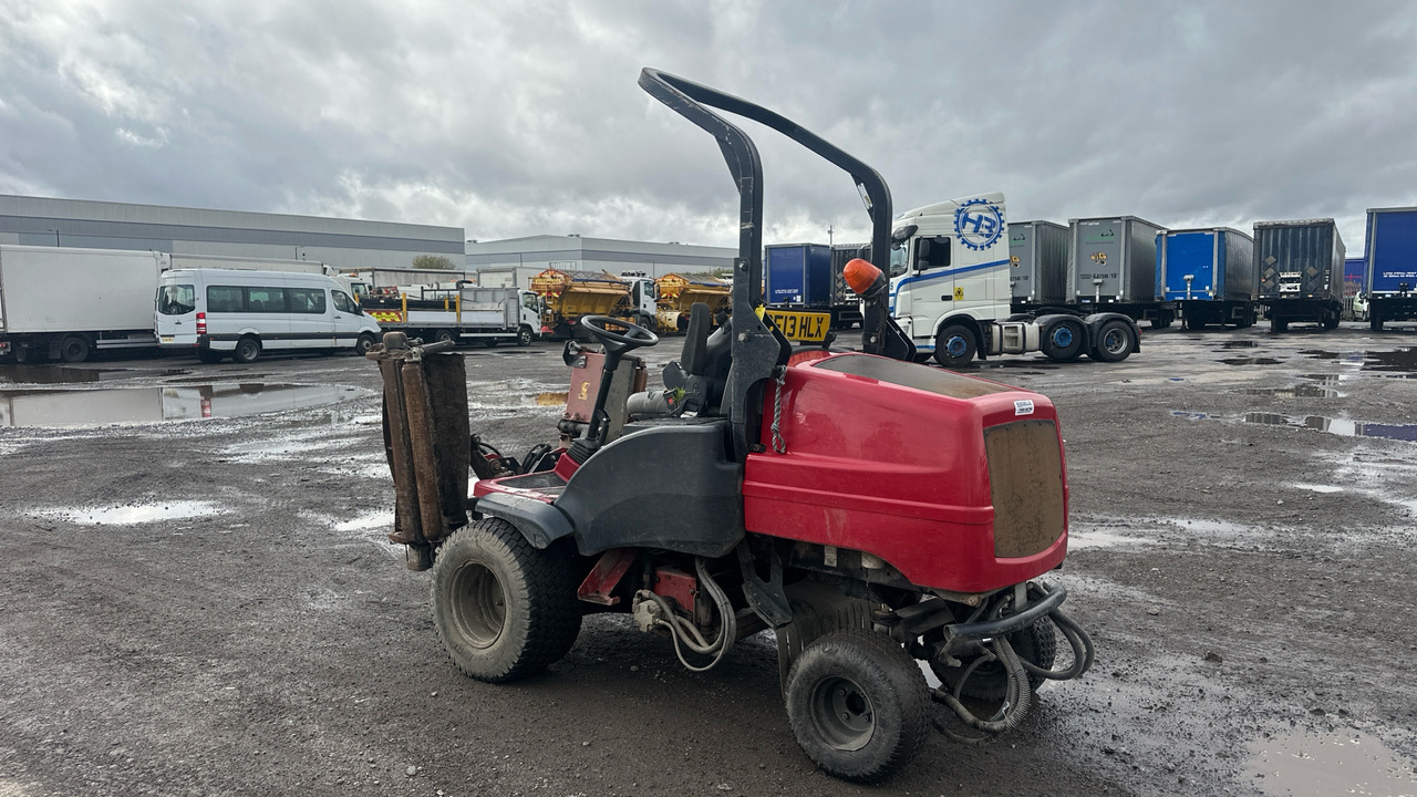 TORO LT3340 - جزازة عشب الحدائق: صورة 3 TORO LT3340 - جزازة عشب الحدائق: صورة 3