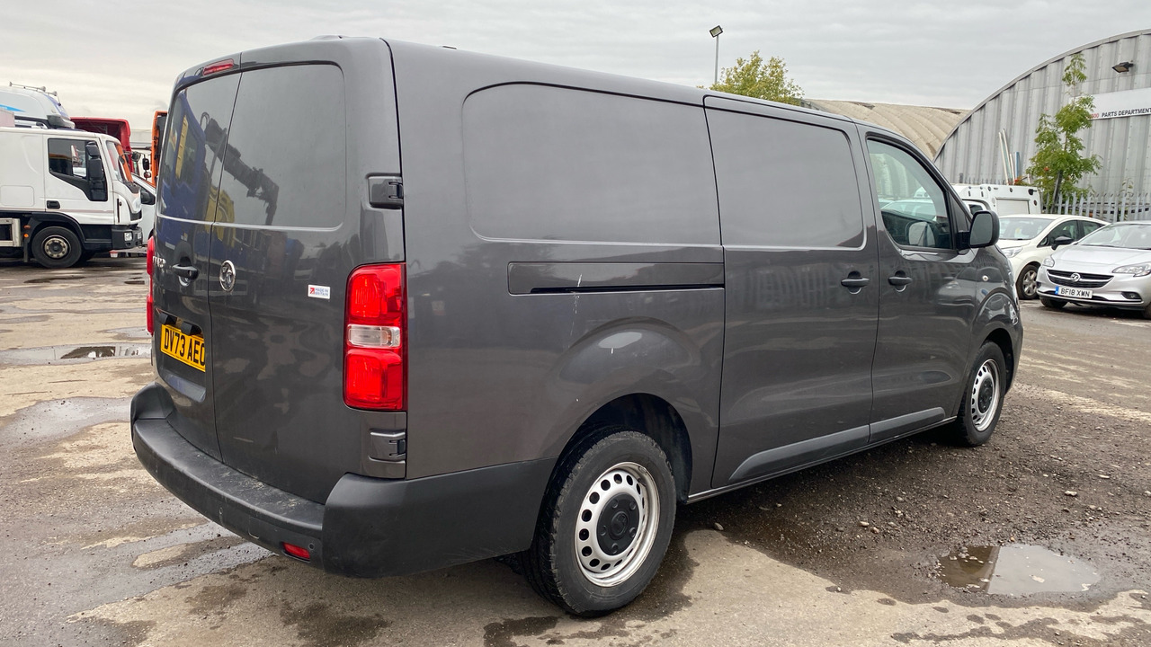 VAUXHALL VIVARO 3100 2.0d 145PS Prime - فان المدمجة: صورة 4 VAUXHALL VIVARO 3100 2.0d 145PS Prime - فان المدمجة: صورة 4