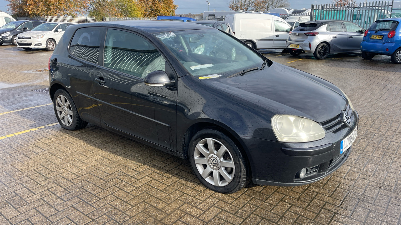 VOLKSWAGEN GOLF 2.0 GT FSI - هاتشباك: صورة 1 VOLKSWAGEN GOLF 2.0 GT FSI - هاتشباك: صورة 1