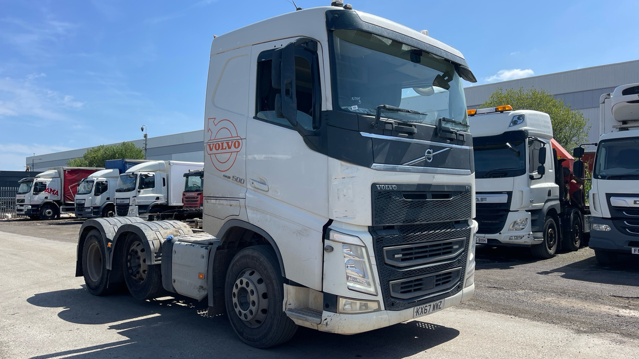 VOLVO FH 500 - مقطورة السحب: صورة 1 VOLVO FH 500 - مقطورة السحب: صورة 1