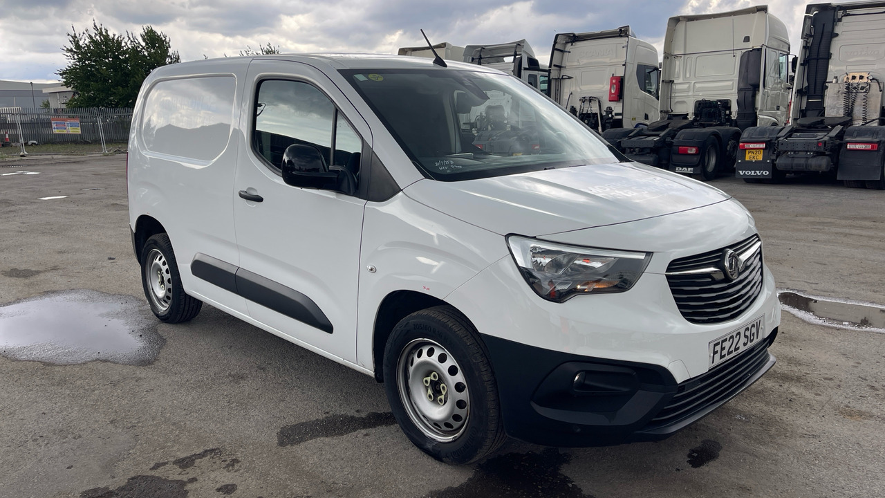 Vauxhall Combo Cargo 2300 1.5 TURBO D 100PS - فان المدمجة: صورة 1 Vauxhall Combo Cargo 2300 1.5 TURBO D 100PS - فان المدمجة: صورة 1
