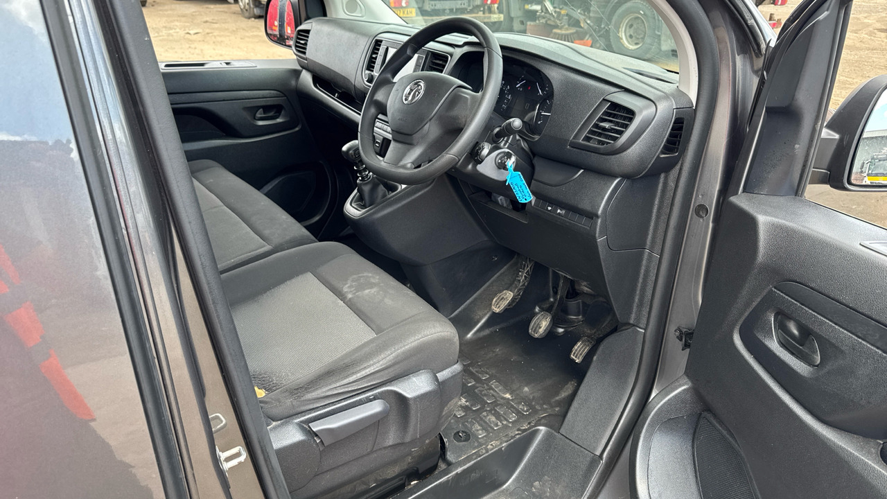 Vauxhall Vivaro 3100 2.0D 145PS PRIME - فان المدمجة: صورة 5 Vauxhall Vivaro 3100 2.0D 145PS PRIME - فان المدمجة: صورة 5