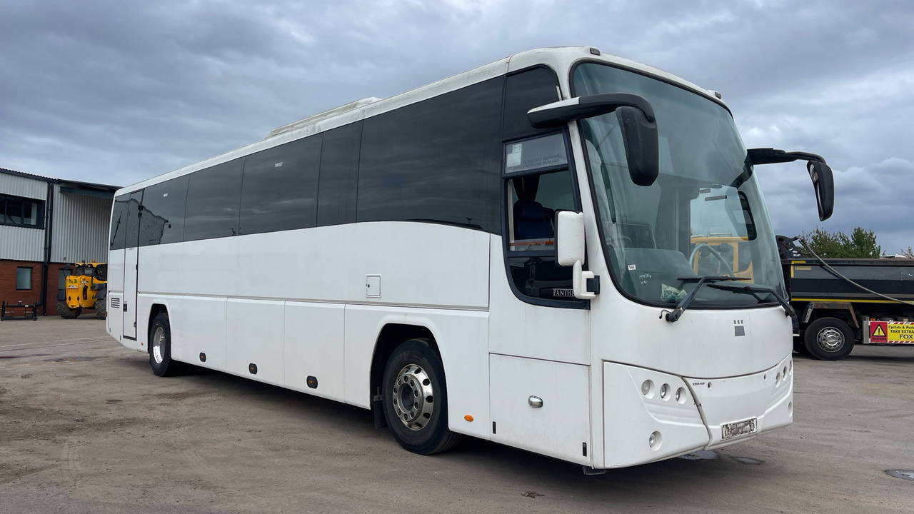 Volvo B9R PLAXTON PANTHER - حافلة نقل لمسافات طويلة: صورة 1 Volvo B9R PLAXTON PANTHER - حافلة نقل لمسافات طويلة: صورة 1