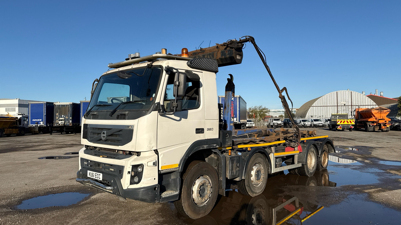 Volvo FMX 380 - شاحنة برافعة خطافية: صورة 2 Volvo FMX 380 - شاحنة برافعة خطافية: صورة 2
