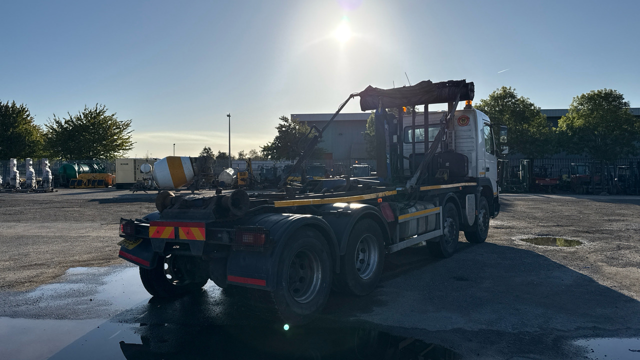 Volvo FMX 380 - شاحنة برافعة خطافية: صورة 4 Volvo FMX 380 - شاحنة برافعة خطافية: صورة 4