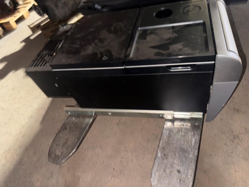 DAF XF 460 Euro 6 Kühlschrank 2019771 - الكابينة والداخلية - شاحنة: صورة 2 DAF XF 460 Euro 6 Kühlschrank 2019771 - الكابينة والداخلية - شاحنة: صورة 2