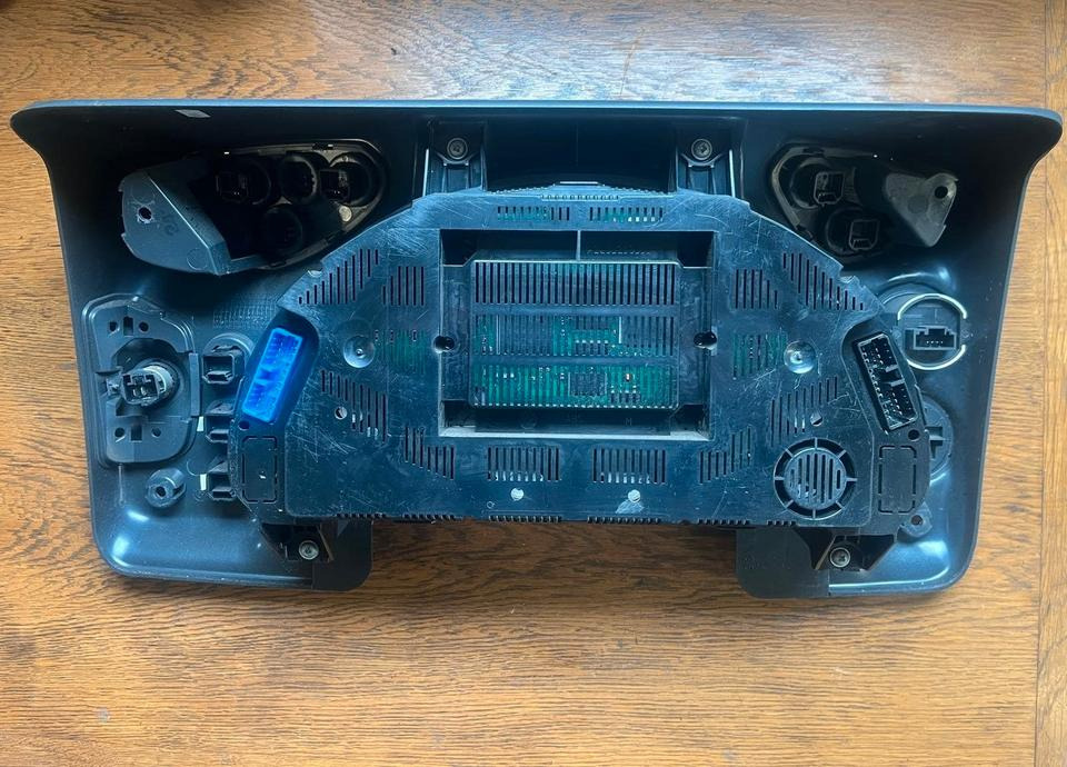 IVECO Stralis 450 Kombiinstrument / Tacho 504276234 - جهاز تسجيل السرعة - شاحنة: صورة 3 IVECO Stralis 450 Kombiinstrument / Tacho 504276234 - جهاز تسجيل السرعة - شاحنة: صورة 3