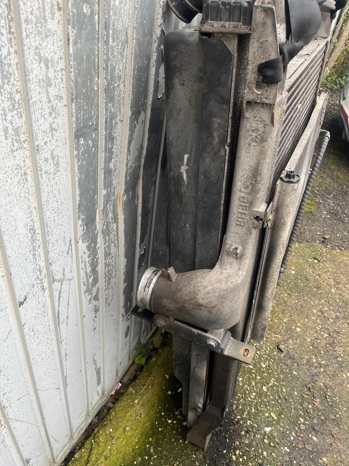 IVECO Stralis Kühlerpaket Wasserkühler Radiator Kühler 41214781 - مشعاع - شاحنة: صورة 3 IVECO Stralis Kühlerpaket Wasserkühler Radiator Kühler 41214781 - مشعاع - شاحنة: صورة 3