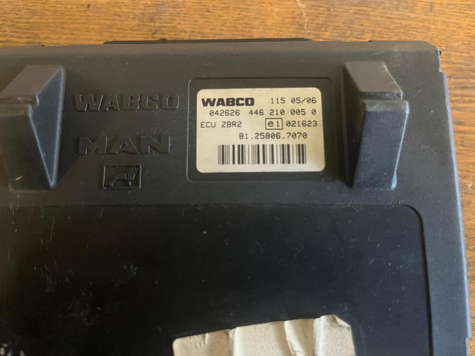 MAN Elekronik ECU ZBR 2 Steuergerät 81.25806-7070 - وحدة إي سي يو - شاحنة: صورة 3 MAN Elekronik ECU ZBR 2 Steuergerät 81.25806-7070 - وحدة إي سي يو - شاحنة: صورة 3