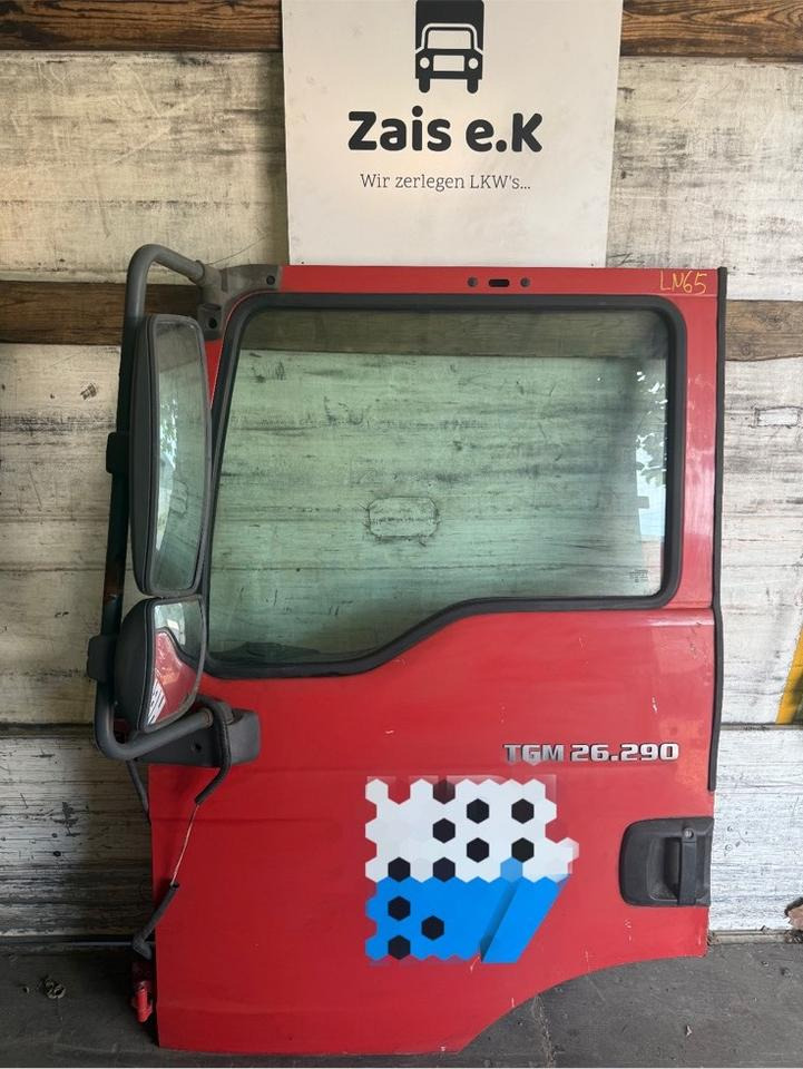 MAN TGM Fahrertür Rot Spiegel Innenverkleidung LN 65 - باب و قطع الغيار - شاحنة: صورة 1 MAN TGM Fahrertür Rot Spiegel Innenverkleidung LN 65 - باب و قطع الغيار - شاحنة: صورة 1