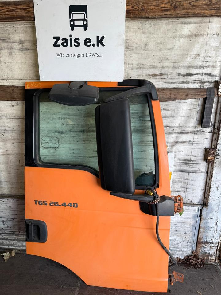 MAN TGS EU6 Beifahrertür Orange Spiegel Innenverkleidung LN 81 - باب و قطع الغيار - شاحنة: صورة 1 MAN TGS EU6 Beifahrertür Orange Spiegel Innenverkleidung LN 81 - باب و قطع الغيار - شاحنة: صورة 1