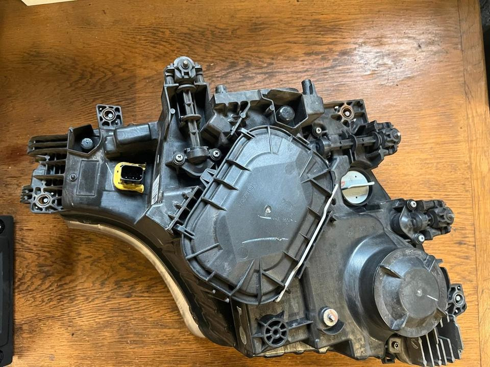 Mercedes Actros LED Scheinwerfer Vorne Links A9618205039 - المصابيح الأمامية - شاحنة: صورة 4 Mercedes Actros LED Scheinwerfer Vorne Links A9618205039 - المصابيح الأمامية - شاحنة: صورة 4