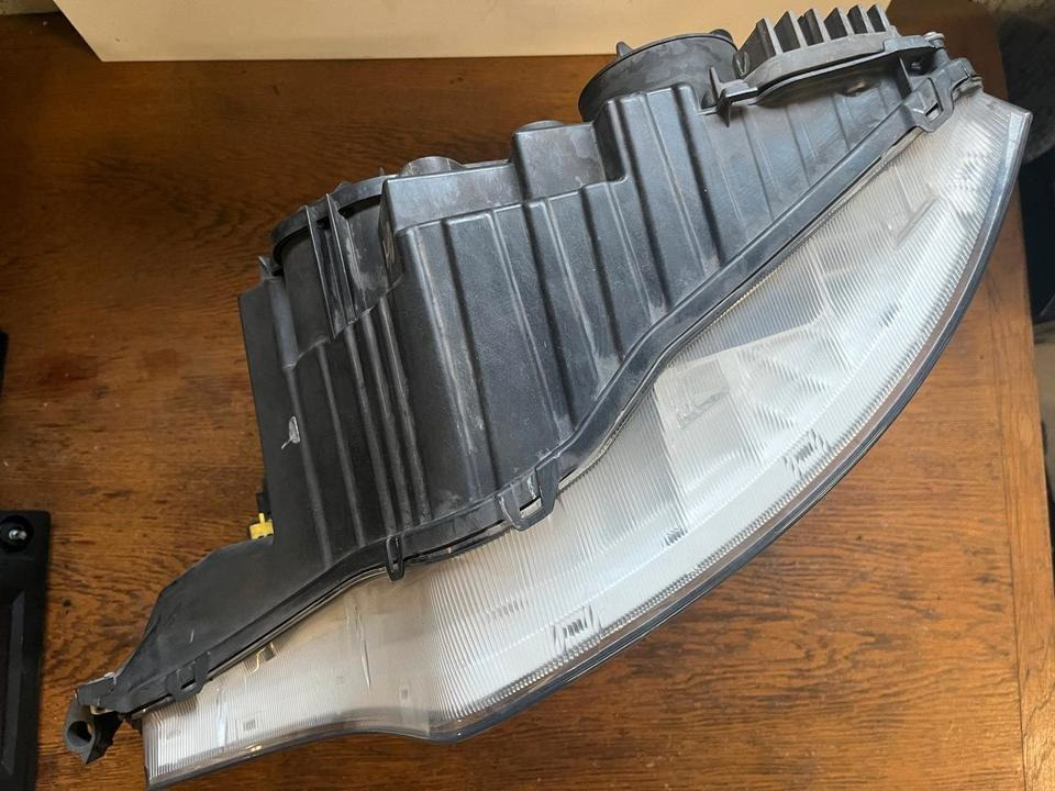 Mercedes Actros LED Scheinwerfer Vorne Links A9618205039 - المصابيح الأمامية - شاحنة: صورة 5 Mercedes Actros LED Scheinwerfer Vorne Links A9618205039 - المصابيح الأمامية - شاحنة: صورة 5