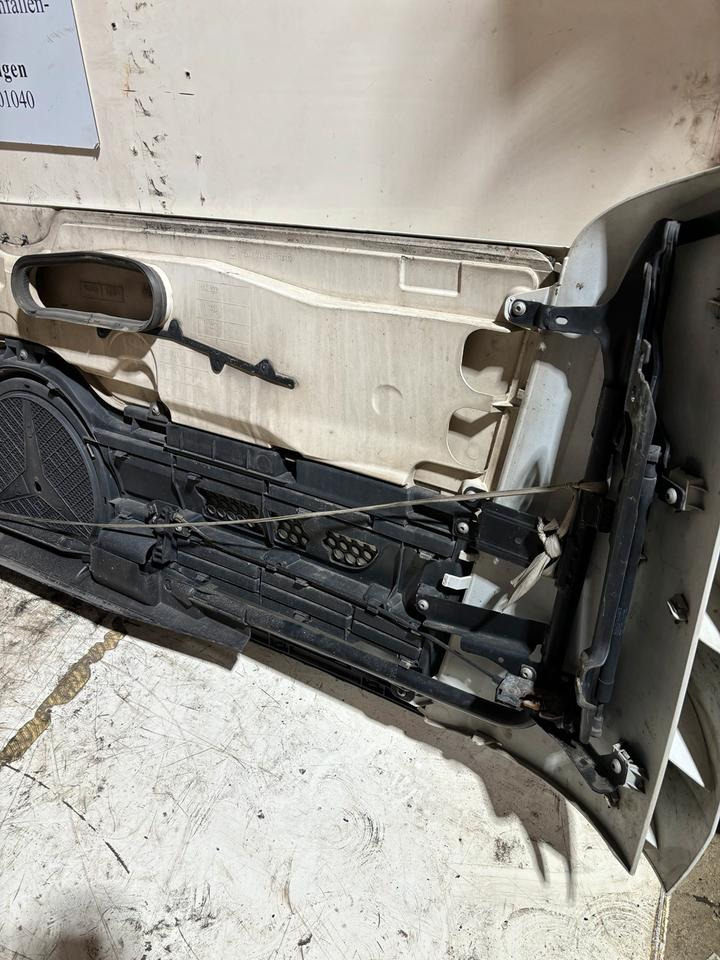 Mercedes Actros MP4 Motorhaube A9607500409 - غطاء السيارة - شاحنة: صورة 5 Mercedes Actros MP4 Motorhaube A9607500409 - غطاء السيارة - شاحنة: صورة 5