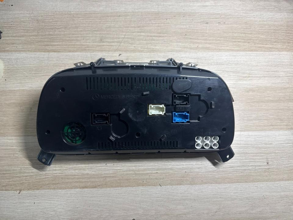 Mercedes Ategi kombiinstrument Tacho A0044463421 - لوحة العدادات - شاحنة: صورة 3 Mercedes Ategi kombiinstrument Tacho A0044463421 - لوحة العدادات - شاحنة: صورة 3