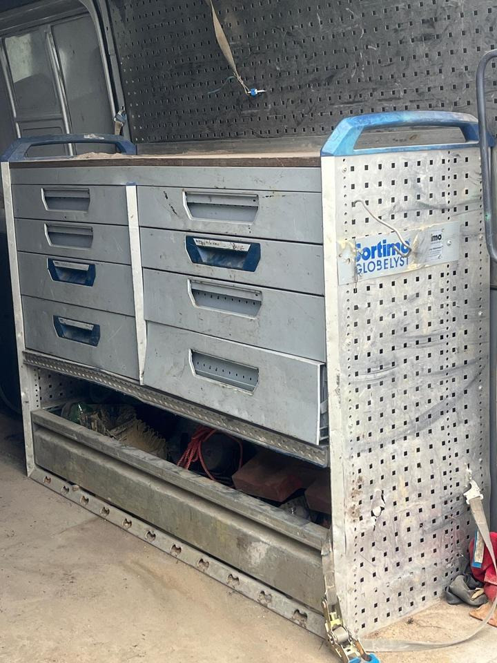 Mercedes-Benz Sprinter 313 CDI Sortimo Fahrzeugeinrichtung - معدات الورشة: صورة 4 Mercedes-Benz Sprinter 313 CDI Sortimo Fahrzeugeinrichtung - معدات الورشة: صورة 4