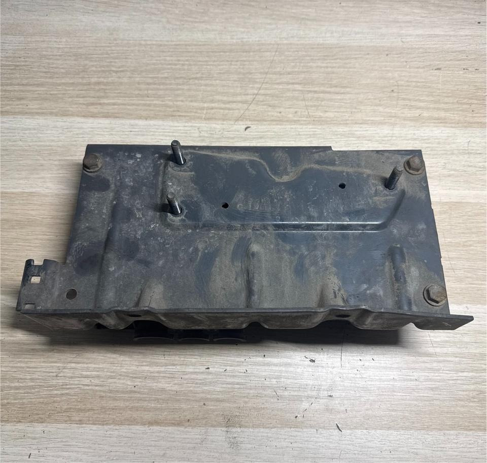Mercedes Frontmodul CONTINENTAL A0004462661 - وحدة إي سي يو - شاحنة: صورة 4 Mercedes Frontmodul CONTINENTAL A0004462661 - وحدة إي سي يو - شاحنة: صورة 4