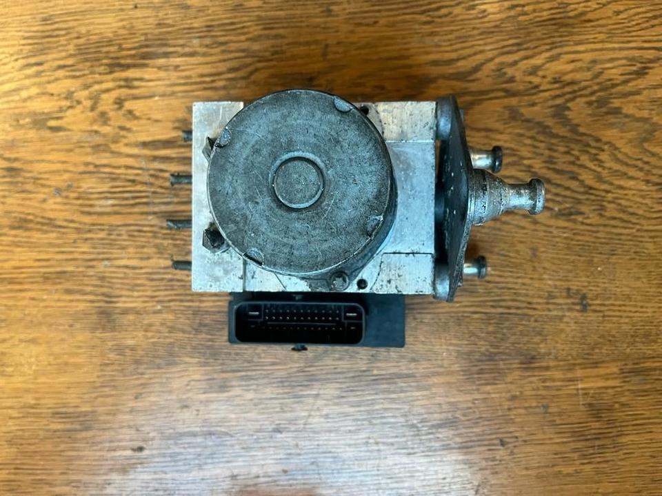 Mercedes Sprinter Hydraulikblock ABS Pumpe A0074313812 - أجهزة هيدروليكية - شاحنة: صورة 1 Mercedes Sprinter Hydraulikblock ABS Pumpe A0074313812 - أجهزة هيدروليكية - شاحنة: صورة 1