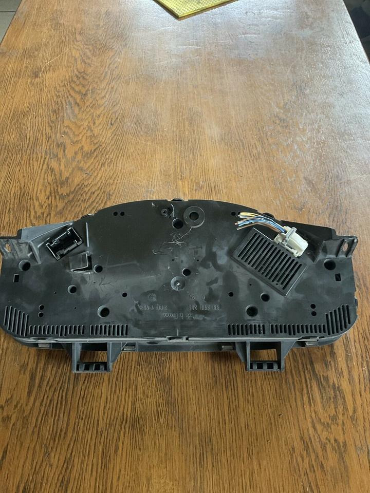 Mercedes Sprinter Tacho Kombiinstrument A0004467121 - جهاز تسجيل السرعة - شاحنة: صورة 3 Mercedes Sprinter Tacho Kombiinstrument A0004467121 - جهاز تسجيل السرعة - شاحنة: صورة 3