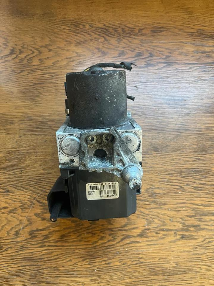 Mercedes Vito Hydraulikblock ABS Pumpe A0014460989 - أجهزة هيدروليكية - شاحنة: صورة 5 Mercedes Vito Hydraulikblock ABS Pumpe A0014460989 - أجهزة هيدروليكية - شاحنة: صورة 5