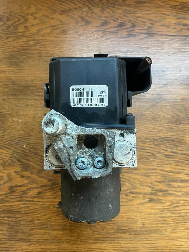 Mercedes Vito Hydraulikblock ABS Pumpe A0014460989 - أجهزة هيدروليكية - شاحنة: صورة 4 Mercedes Vito Hydraulikblock ABS Pumpe A0014460989 - أجهزة هيدروليكية - شاحنة: صورة 4