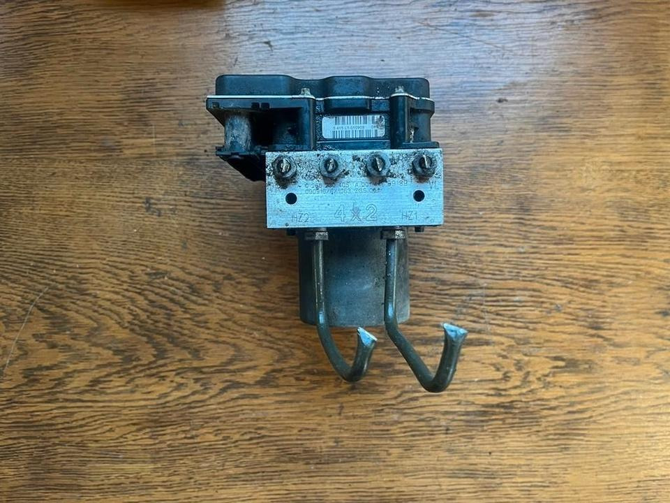 Mercedes Vito Hydraulikblock ABS Pumpe A0014468989 - أجهزة هيدروليكية - شاحنة: صورة 3 Mercedes Vito Hydraulikblock ABS Pumpe A0014468989 - أجهزة هيدروليكية - شاحنة: صورة 3