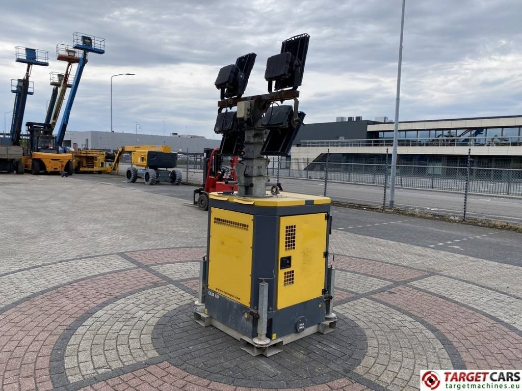 Atlas Copco QLB60 Tower Light 4x350W - برج إنارة: صورة 2 Atlas Copco QLB60 Tower Light 4x350W - برج إنارة: صورة 2
