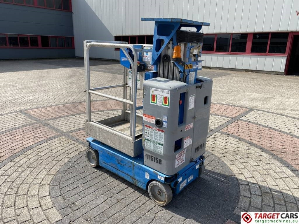 Genie GR-15 Runabout Electric Vertical Mast Lift 652cm - مرفاع بصاري عمودي: صورة 4 Genie GR-15 Runabout Electric Vertical Mast Lift 652cm - مرفاع بصاري عمودي: صورة 4