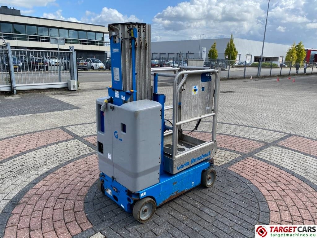 Genie GR-20 RunAbout Electric Vertical Mast Lift 802cm - مرفاع بصاري عمودي: صورة 3 Genie GR-20 RunAbout Electric Vertical Mast Lift 802cm - مرفاع بصاري عمودي: صورة 3