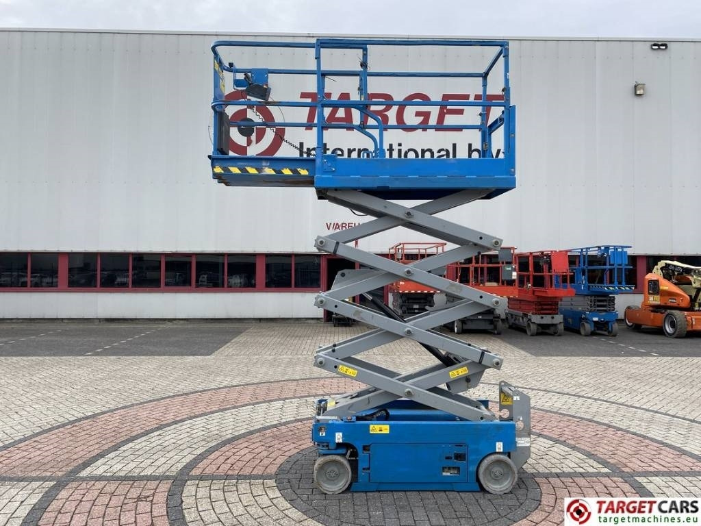 Genie GS-1932 Electric Scissor Work Lift 779cm - مرفاع مقصي: صورة 5 Genie GS-1932 Electric Scissor Work Lift 779cm - مرفاع مقصي: صورة 5