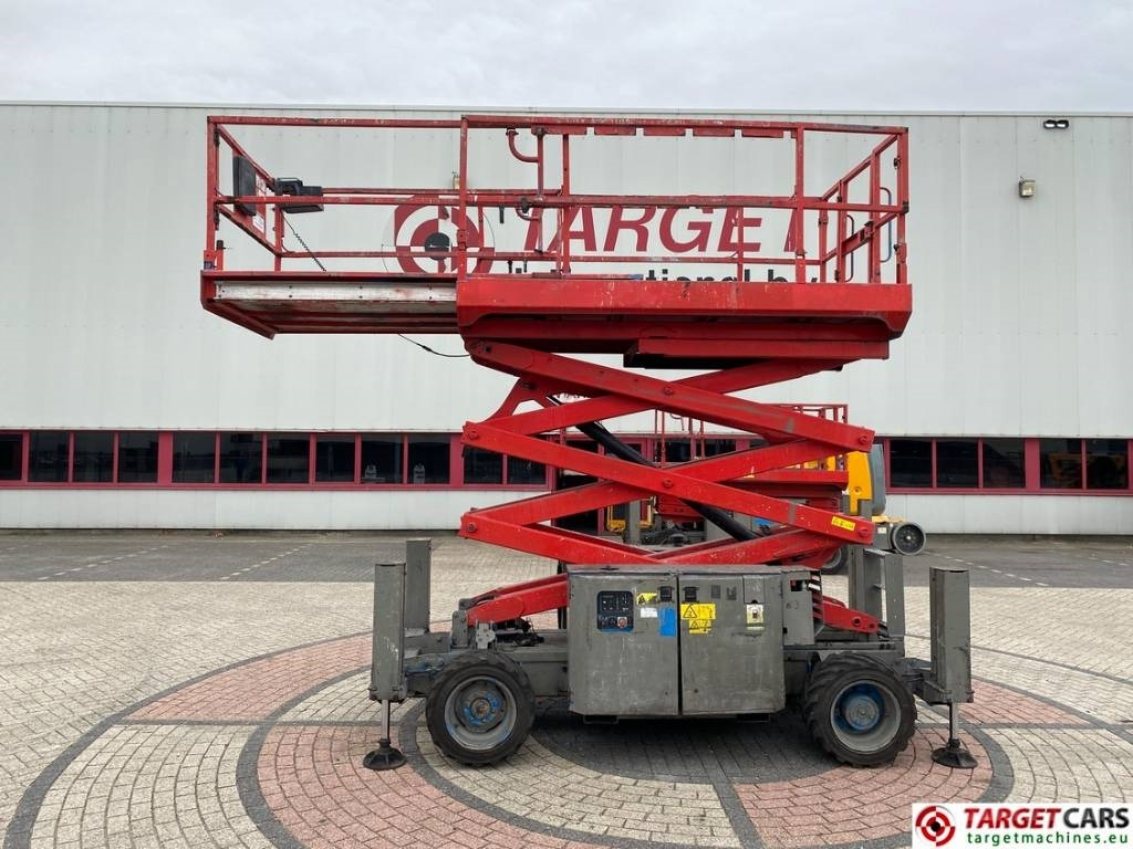 Genie GS-2669RT Diesel 4x4 Scissor 2669 Work Lift 1000cm - مرفاع مقصي: صورة 5 Genie GS-2669RT Diesel 4x4 Scissor 2669 Work Lift 1000cm - مرفاع مقصي: صورة 5