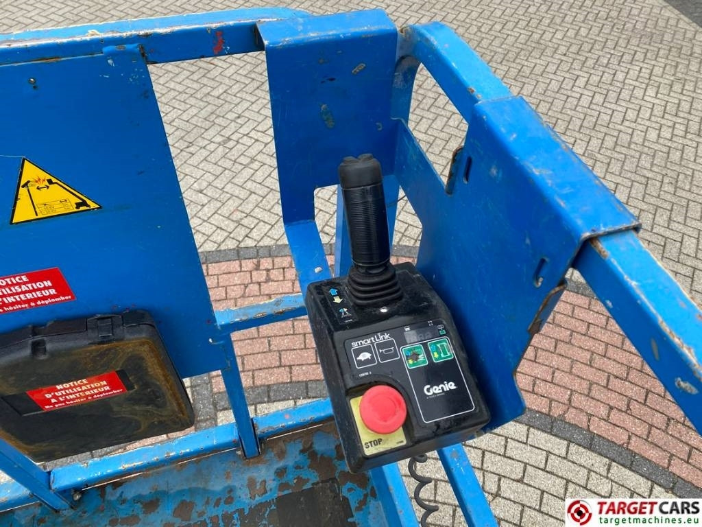 تأجير Genie GS-4047 Electric Scissor Work Lift 1389cm  Genie GS-4047 Electric Scissor Work Lift 1389cm: صورة 9