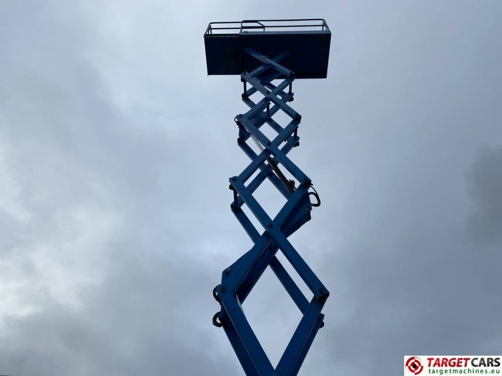 تأجير Genie GS-4047 Electric Scissor Work Lift 1389cm  Genie GS-4047 Electric Scissor Work Lift 1389cm: صورة 28