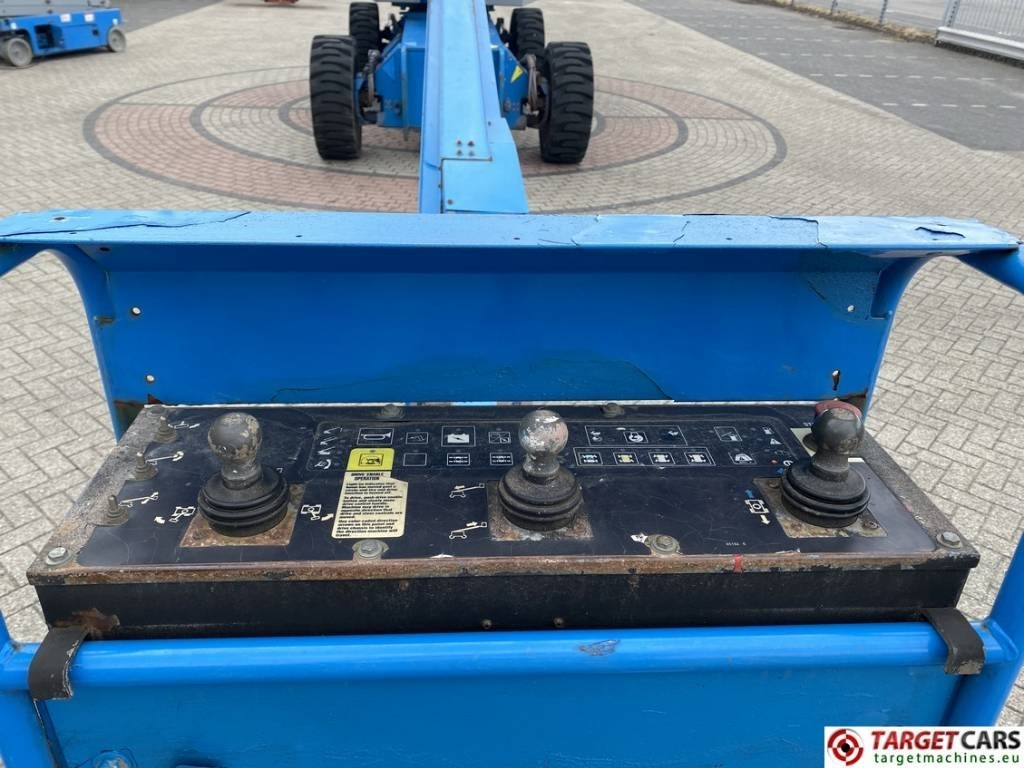 مرفاع تلسكوبي Genie S-100HD Telescopic 4x4x4 Diesel Boom Lift 3248cm: صورة 9