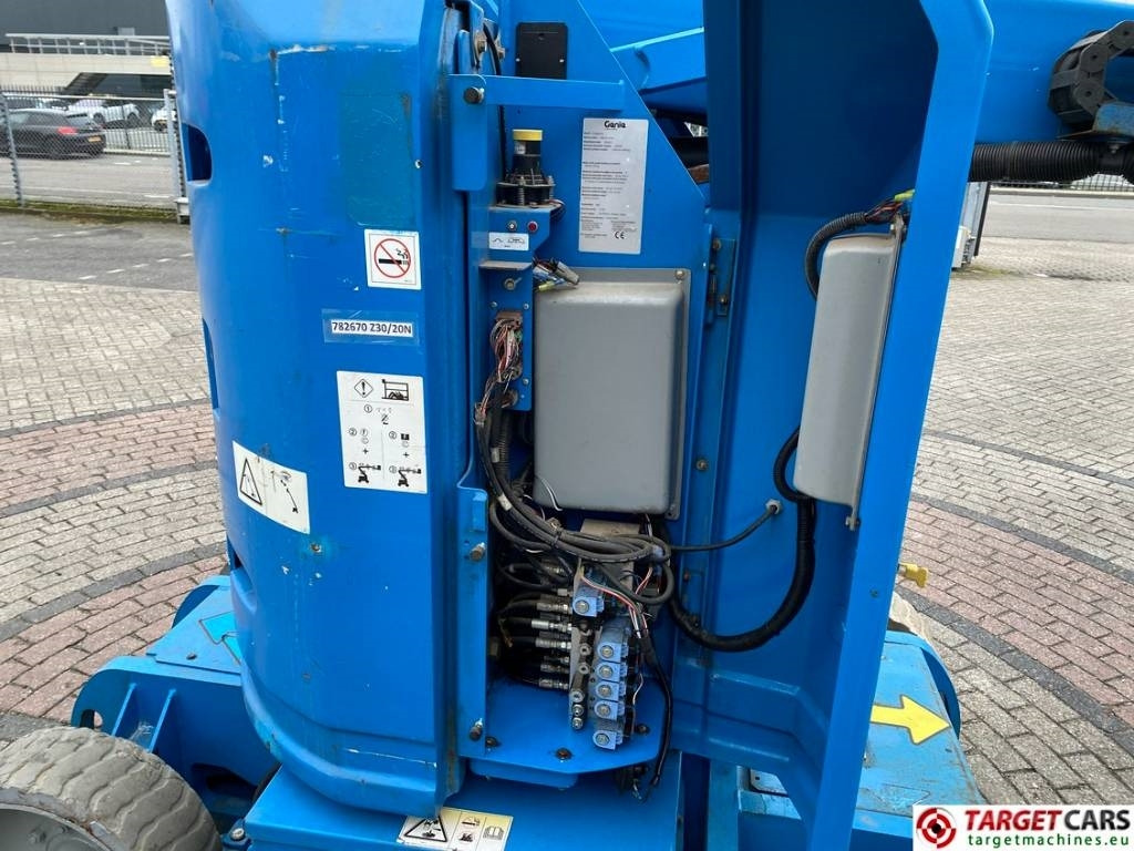 مرفاع مفصلي Genie Z-30/20N RJ Articulated Electric Boom Lift 1110cm: صورة 12
