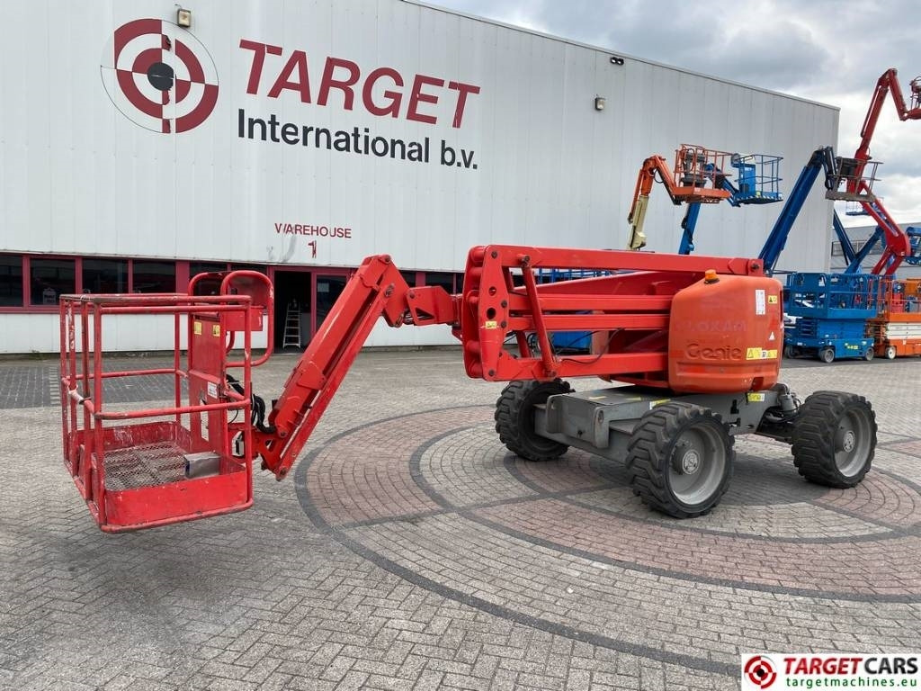 Genie Z-45/25J RT Articulated 4x4 Diesel Boom Lift 15.8M - مرفاع مفصلي: صورة 1 Genie Z-45/25J RT Articulated 4x4 Diesel Boom Lift 15.8M - مرفاع مفصلي: صورة 1