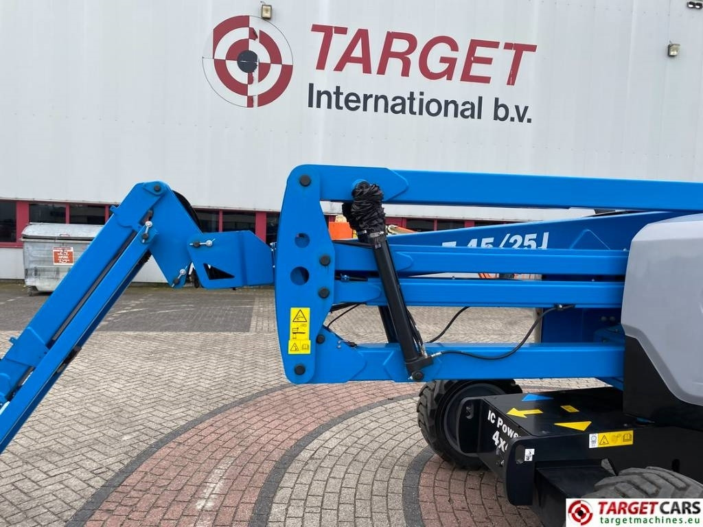 تأجير Genie Z-45/25J RT Diesel 4x4 Articulated Boom Lift 16M  Genie Z-45/25J RT Diesel 4x4 Articulated Boom Lift 16M: صورة 30