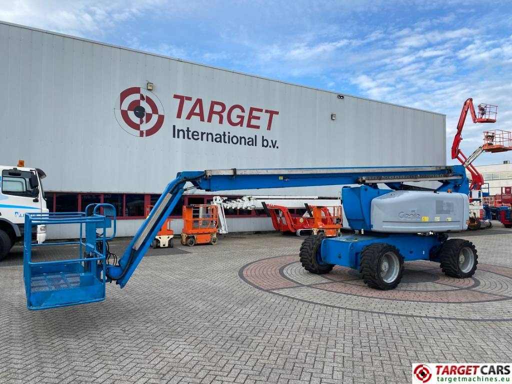 Genie Z-80/60 Articulated 4x4x4 Diesel Boom Lift 2577cm - مرفاع مفصلي: صورة 1 Genie Z-80/60 Articulated 4x4x4 Diesel Boom Lift 2577cm - مرفاع مفصلي: صورة 1
