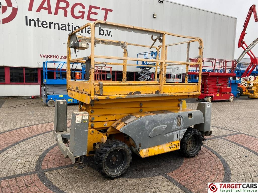Haulotte Compact 12DX Diesel 4x4 Scissor Work Lift 1206cm - مرفاع مقصي: صورة 1 Haulotte Compact 12DX Diesel 4x4 Scissor Work Lift 1206cm - مرفاع مقصي: صورة 1