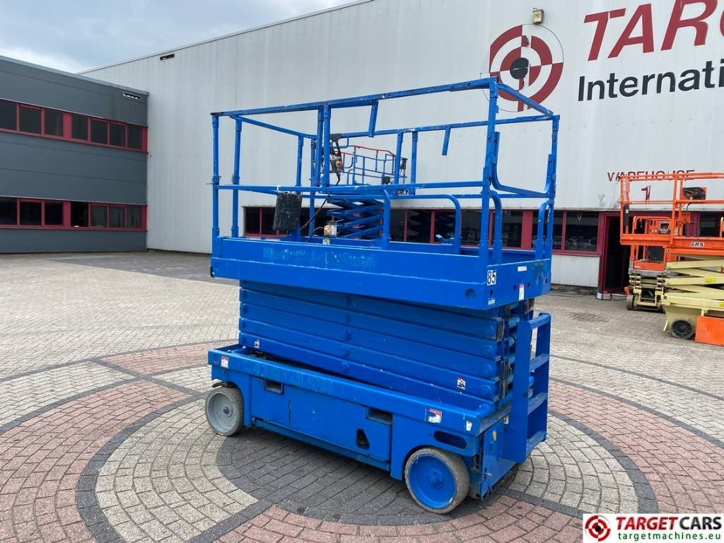 Haulotte Compact 14 Electric Scissor Work Lift 1385cm  - مرفاع مقصي: صورة 4 Haulotte Compact 14 Electric Scissor Work Lift 1385cm  - مرفاع مقصي: صورة 4