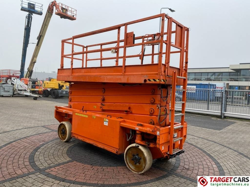 JLG 153-12 Liftlux Electric Scissor Work Lift 1730cm - مرفاع مقصي: صورة 2 JLG 153-12 Liftlux Electric Scissor Work Lift 1730cm - مرفاع مقصي: صورة 2