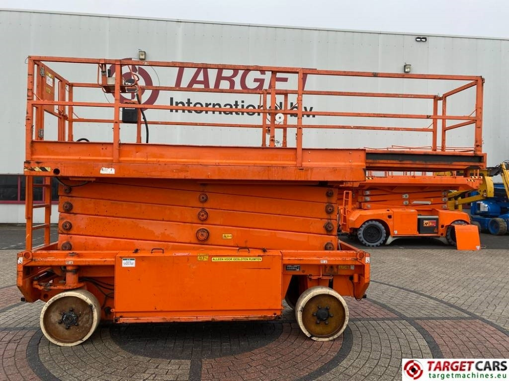 JLG 153-12 Liftlux Electric Scissor Work Lift 1730cm - مرفاع مقصي: صورة 5 JLG 153-12 Liftlux Electric Scissor Work Lift 1730cm - مرفاع مقصي: صورة 5