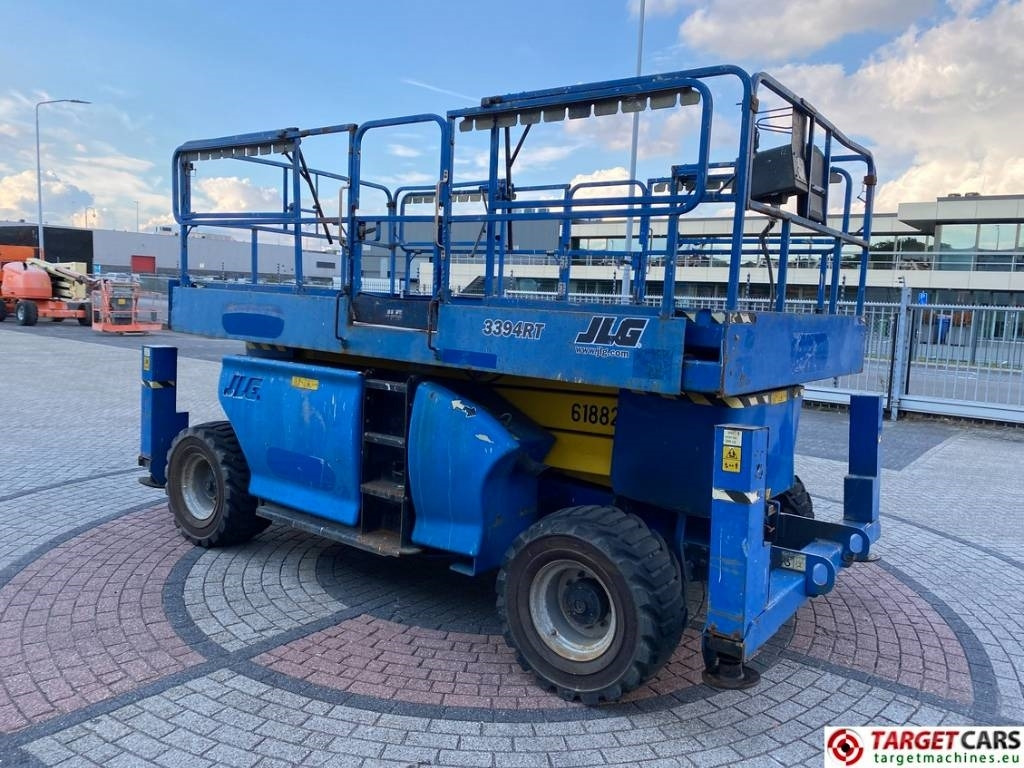 JLG 3394RT Diesel 4x4 Scissor Work Lift 1206cm - مرفاع مقصي: صورة 2 JLG 3394RT Diesel 4x4 Scissor Work Lift 1206cm - مرفاع مقصي: صورة 2