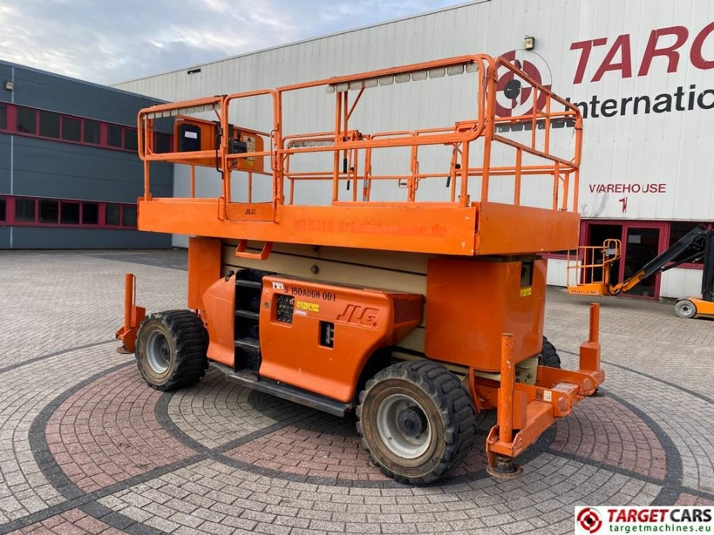 JLG 4394RT Diesel 4x4 Scissor Work Lift 1511cm - مرفاع مقصي: صورة 4 JLG 4394RT Diesel 4x4 Scissor Work Lift 1511cm - مرفاع مقصي: صورة 4