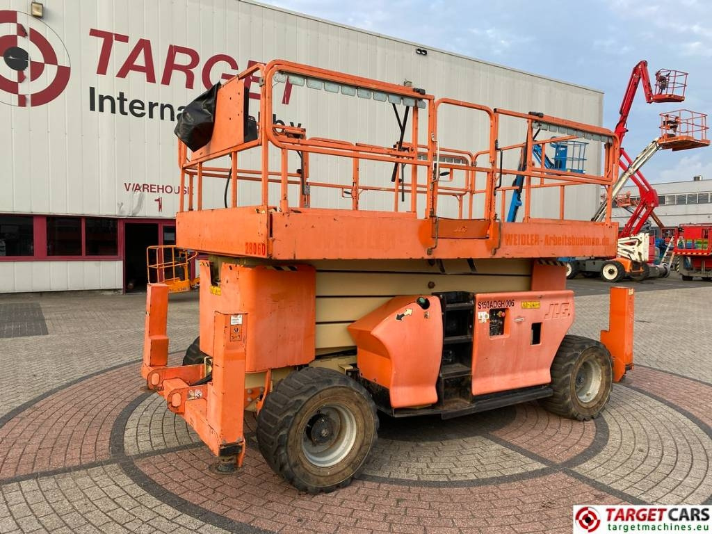 JLG 4394RT Diesel 4x4 Scissor Work Lift 1511cm - مرفاع مقصي: صورة 1 JLG 4394RT Diesel 4x4 Scissor Work Lift 1511cm - مرفاع مقصي: صورة 1