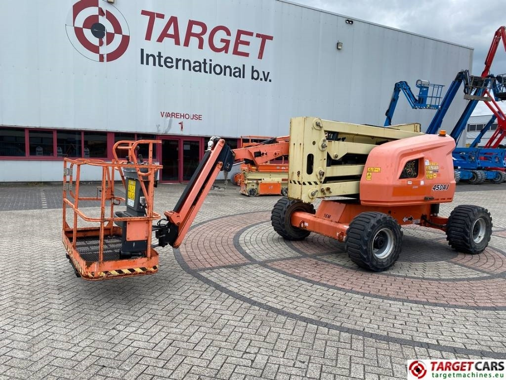 JLG 450AJ Articulated 4x4 Diesel Boom Work Lift 1572cm - مرفاع مفصلي: صورة 1 JLG 450AJ Articulated 4x4 Diesel Boom Work Lift 1572cm - مرفاع مفصلي: صورة 1