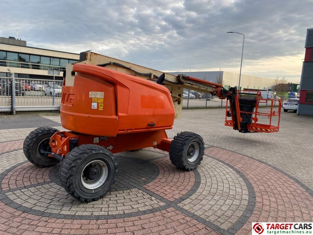 JLG 520AJ Articulated 4x4 Diesel Boom Work Lift 1800cm - مرفاع مفصلي: صورة 3 JLG 520AJ Articulated 4x4 Diesel Boom Work Lift 1800cm - مرفاع مفصلي: صورة 3