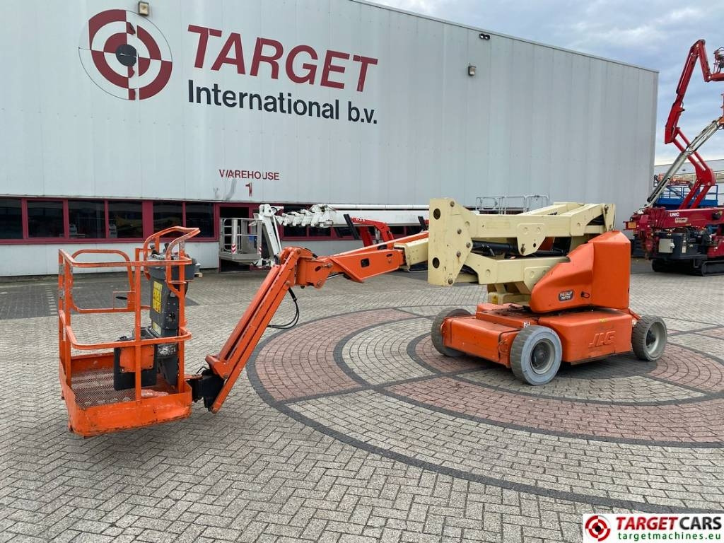 JLG E400AJPN Jib Plus Articulated Electric BoomLift - مرفاع مفصلي: صورة 1 JLG E400AJPN Jib Plus Articulated Electric BoomLift - مرفاع مفصلي: صورة 1